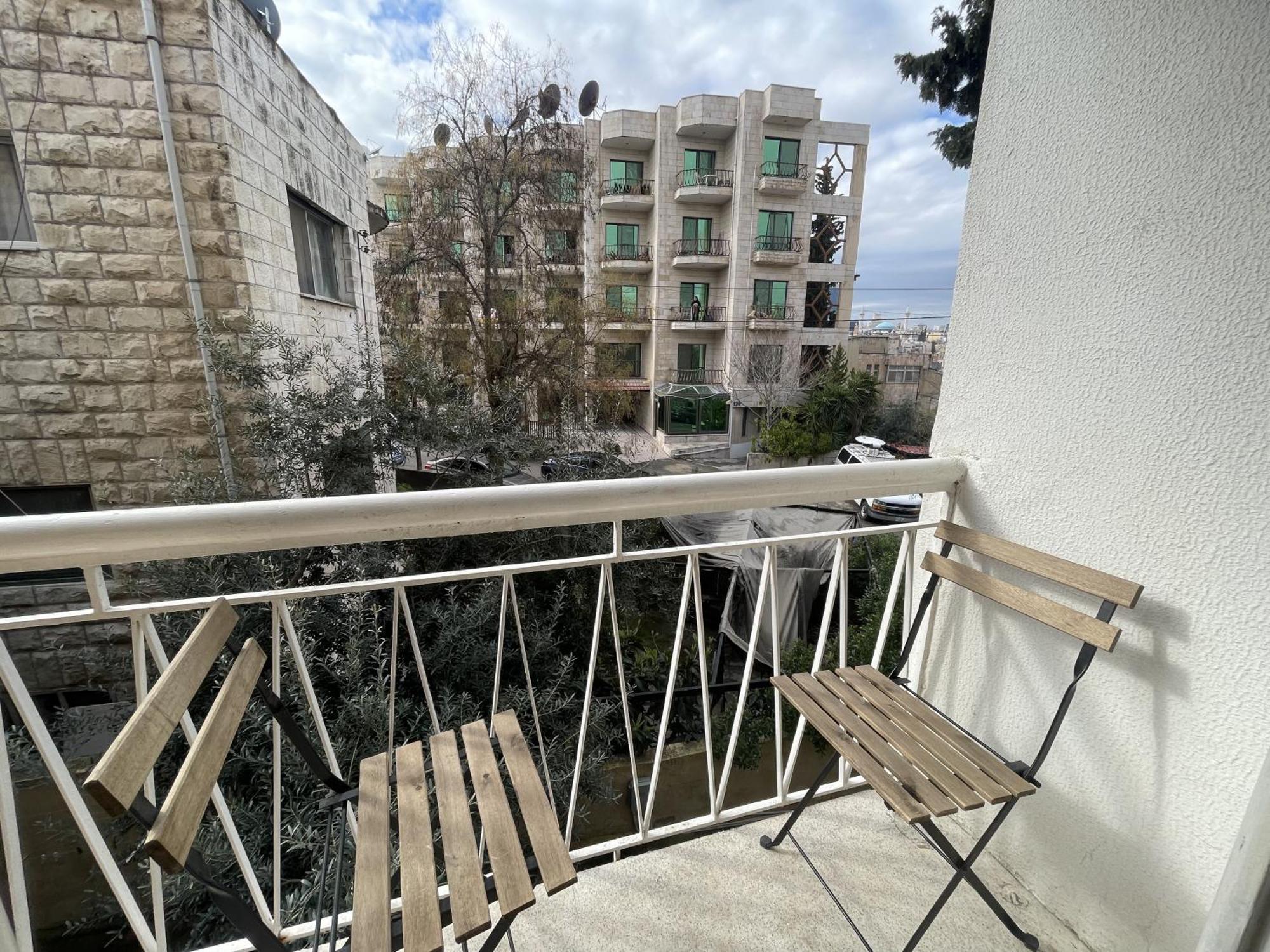 Battuta Hostel Amman Exterior photo